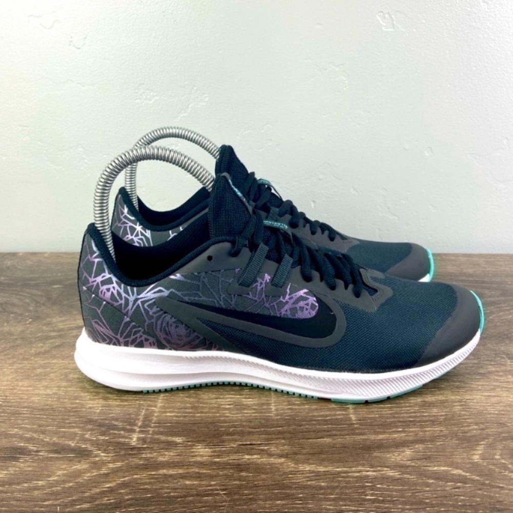 NEW Nike Downshifter